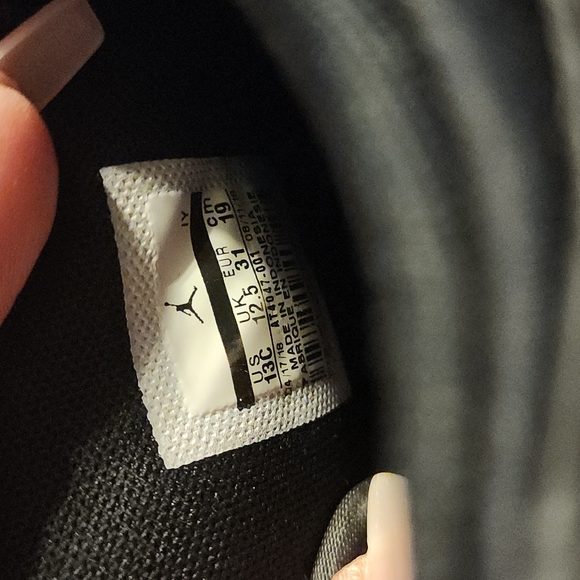 Kids Jordans - Picture 9 of 10